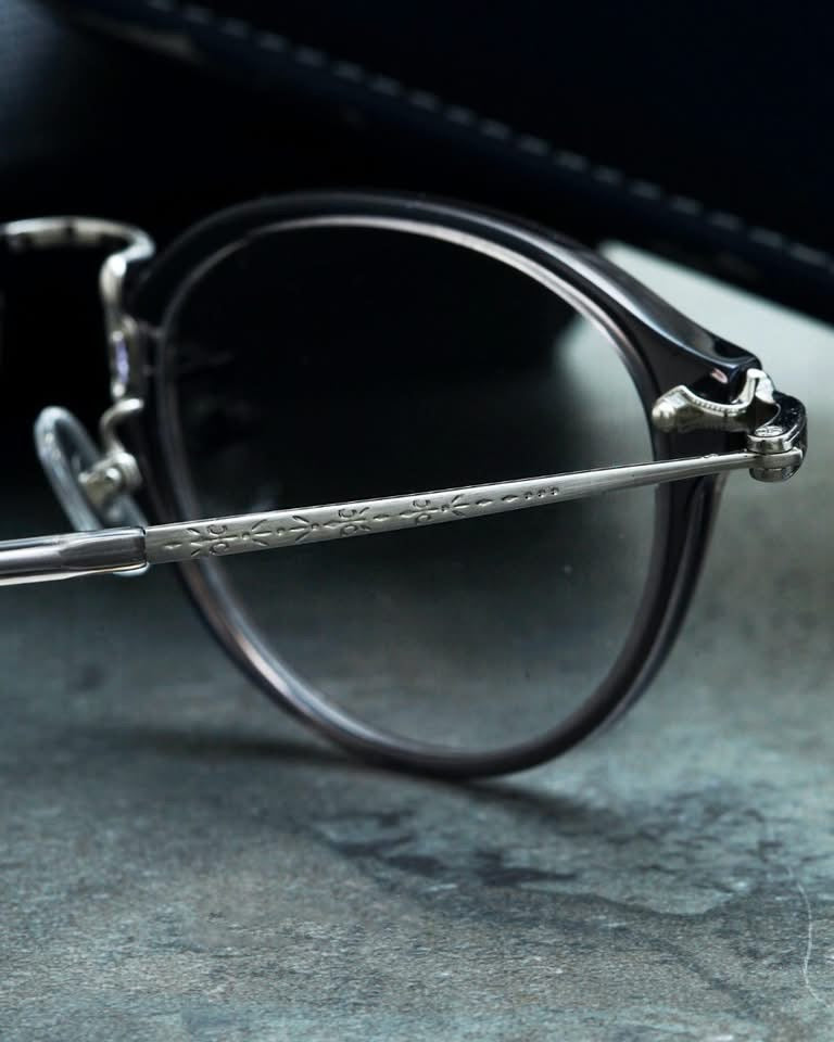 UV-8019 C8 Transparent Gray / Gun Metal
