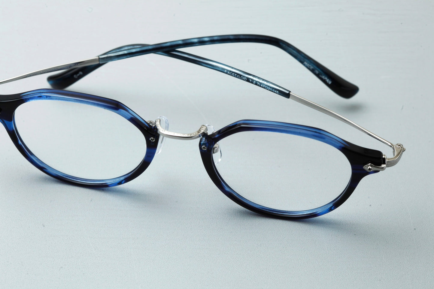 UV-8015 C9 Blue Tortoise / Shiny Silver